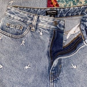Playboy x Pacsun 90s boyfriend jeans size 25 nwt